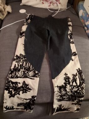 Black & White Scenic Pattern Jean Look  Pants